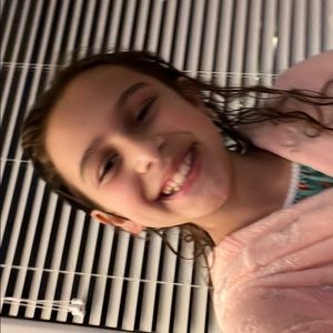 Meet your Posher, Lia